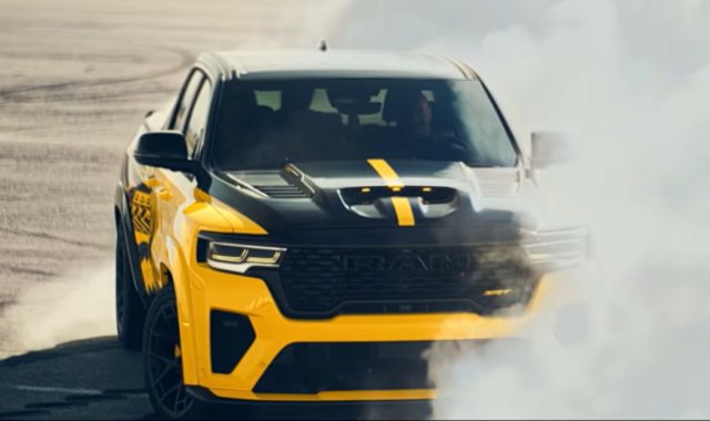 SRT Rumble Bee.jpg