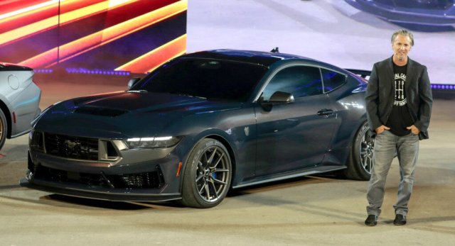 2024-Mustang-Reveal_K4B39611-1024x555.jpg